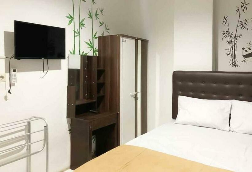 Номер Стандарт, Sas Guest House Mitra Reddoorz At Darmo Park 2 Surabaya