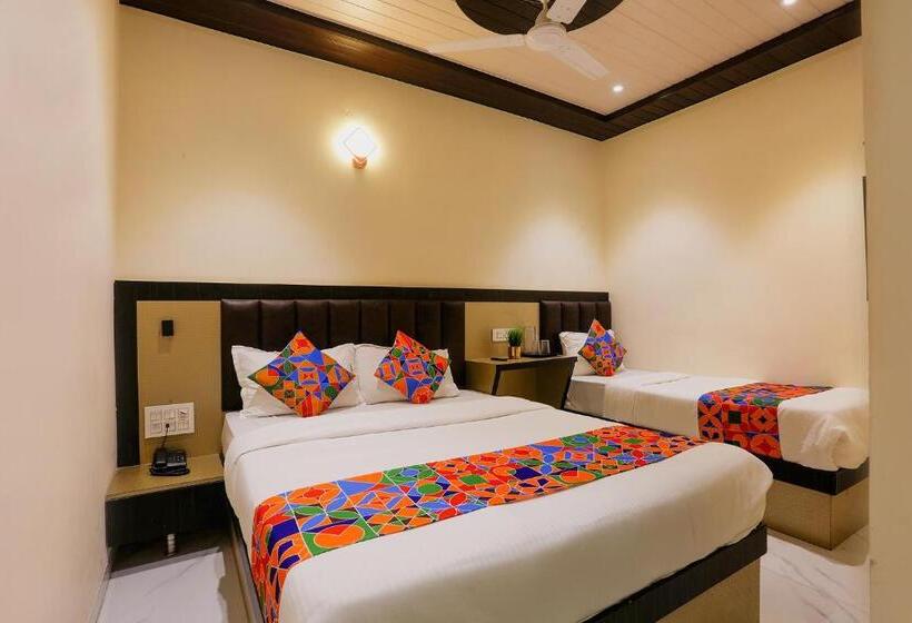 スーペリアールーム, Fabhotel Prime Land   Nr Bkc