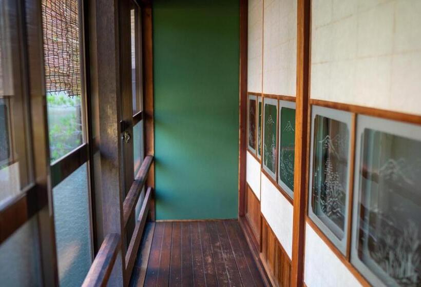 Номер Стандарт Трехместный, Machiya Guest House Carta