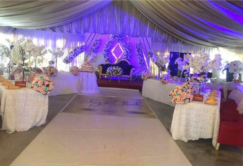 اتاق استاندارد, Room In Lodge   Adanma Hotel And Suites