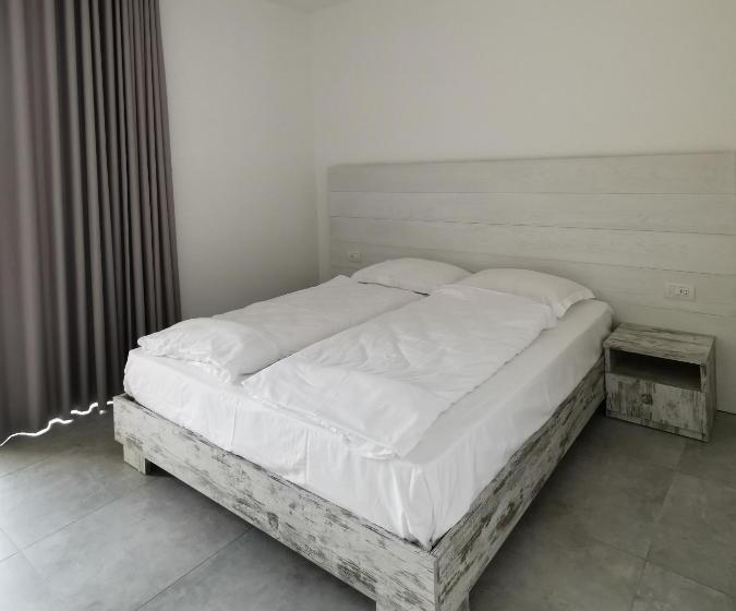 Апартаменты 1 Спальня с Террасой, Residence Malcesine Active&family