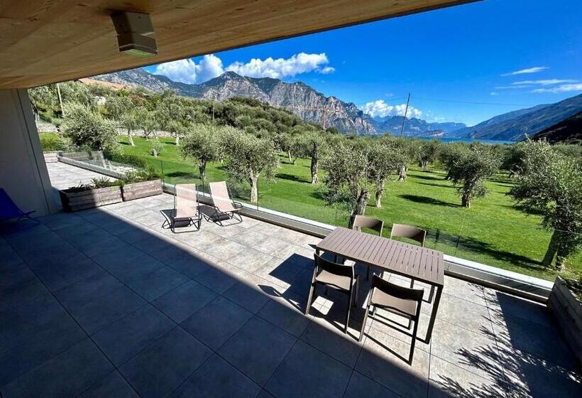 Апартаменты 1 Спальня с Террасой, Residence Malcesine Active&family