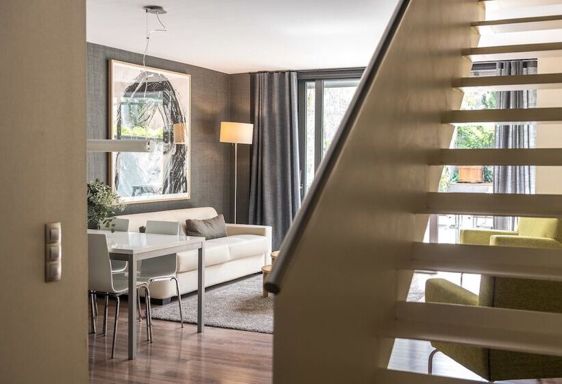 Апартаменты 3 Спальни, Casp 74 Apartments