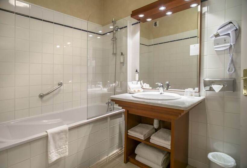 Номер Комфорт, Best Western Hôtel Hermitage