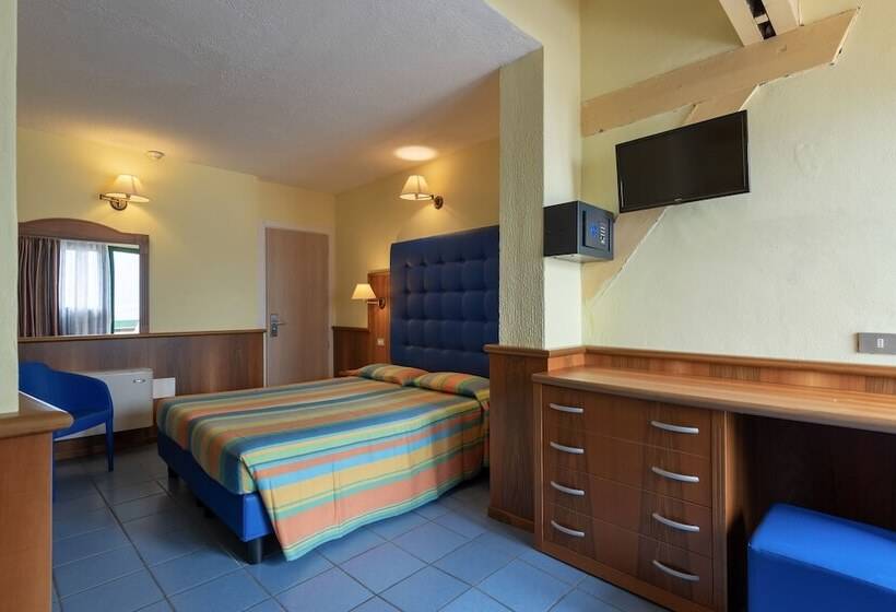 اتاق استاندارد سه نفره, Centro Vacanze La Limonaia