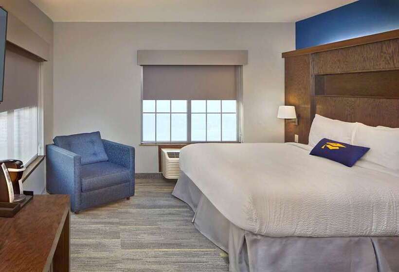キングサイズベッドのジュニアスイート, Hilton Vancouver Washington