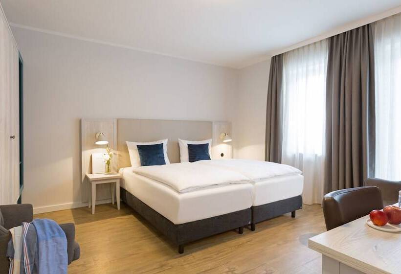 Номер Стандарт с Балконом, Koopmanns Hotel Und Lädchen