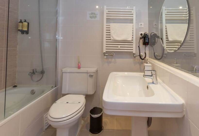 Quarto Triplo Estandar, Quinta Das Murtas B&b