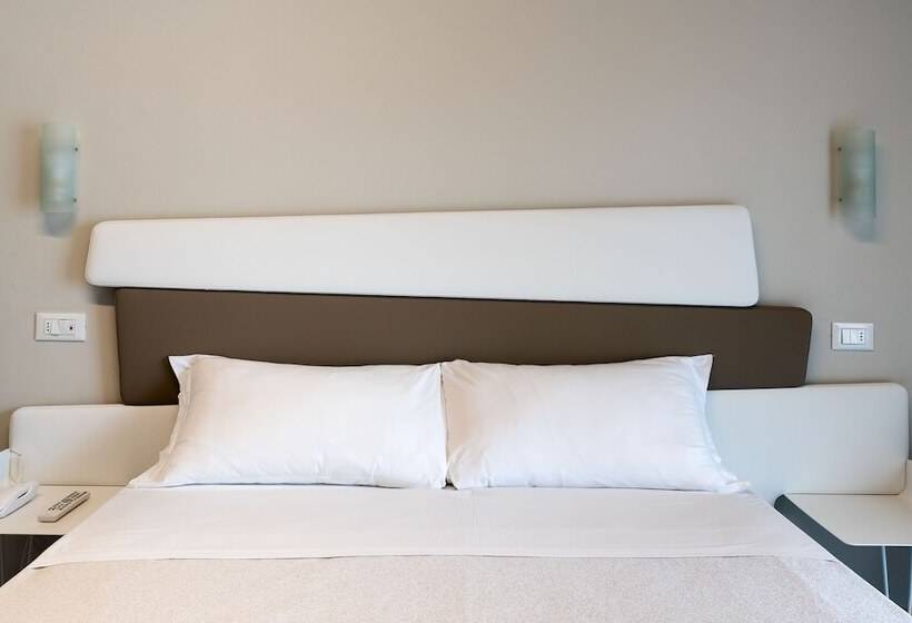 Номер Superior Одноместный, Saracen Sands Hotel & Congress Centre   Palermo