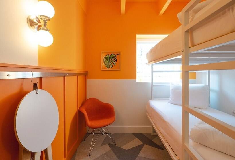 Quarto Estandar, The Gallatin