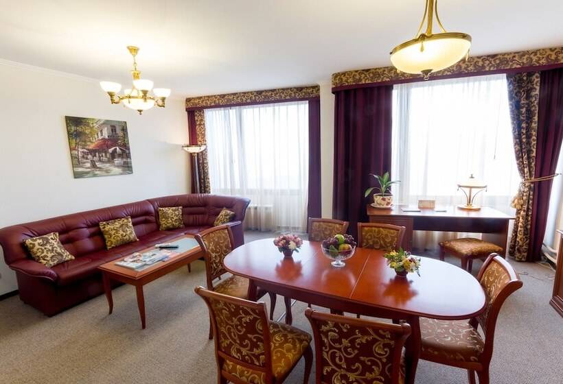 Люкс Классика, Astrus Moscow City
