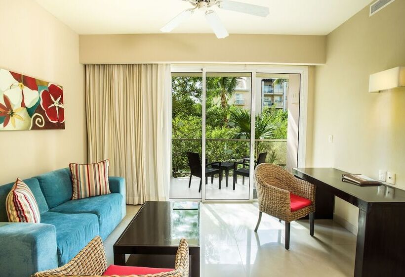Junior Suite met Kingsize Bed, Dreams Jade Resort & Spa  All Inclusive