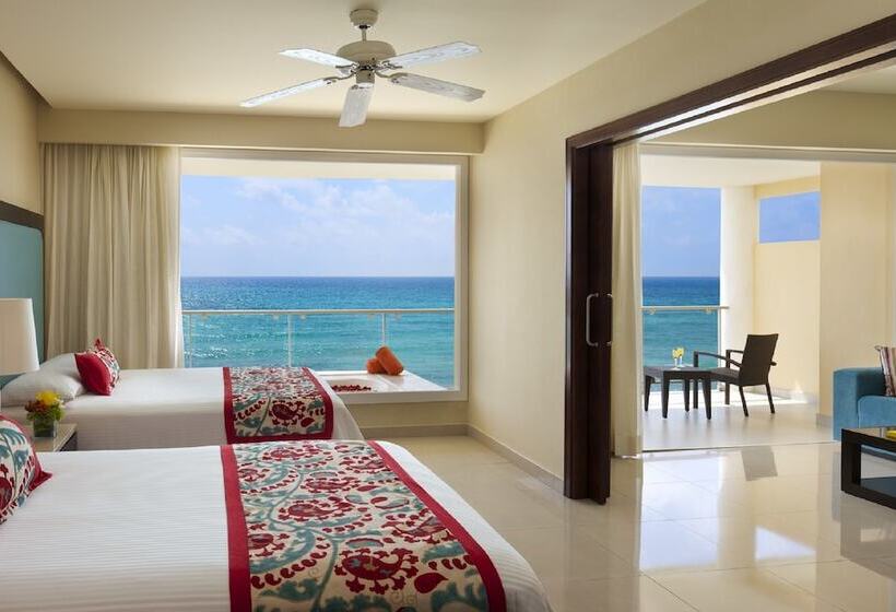 Junior Suite met Kingsize Bed, Dreams Jade Resort & Spa  All Inclusive