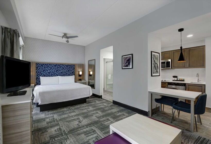 ダブルベッドのスタンダードスタジオ, Homewood Suites London Ontario