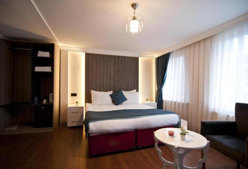 デラックストリプルルーム, Genius Hotel Istanbul