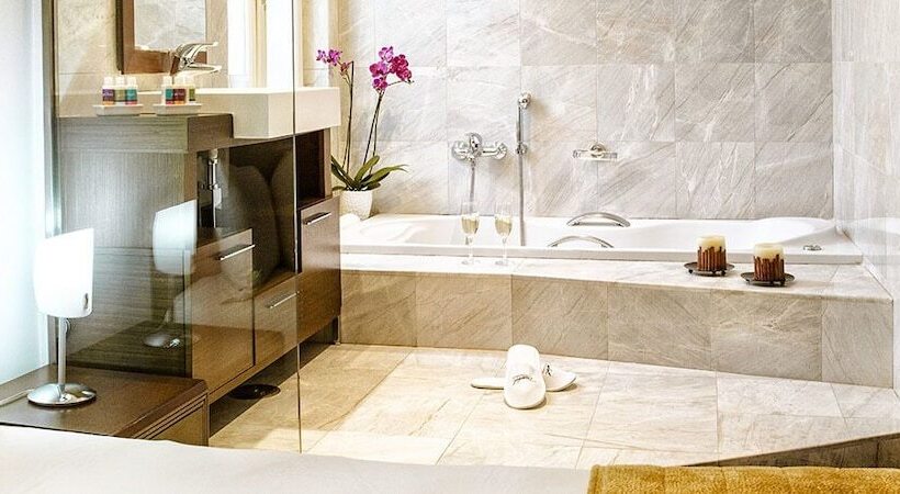Люкс Премиум, Arni Hotel Domotel