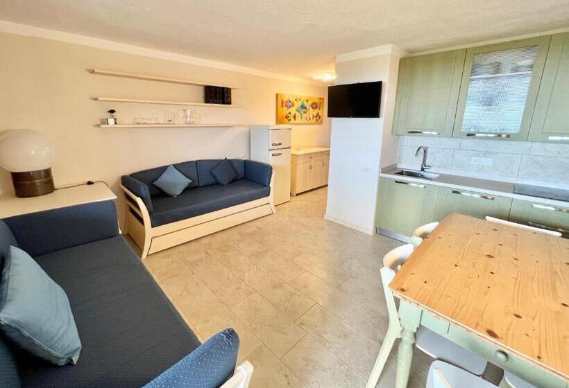 Апартаменты 1 Спальня Вид на Море, Superior Apartments In Residence In Cugnana Verde