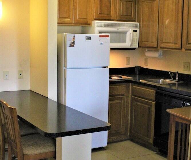 Студия Стандарт, Staybridge Suites Houston Willowbrook, An Ihg