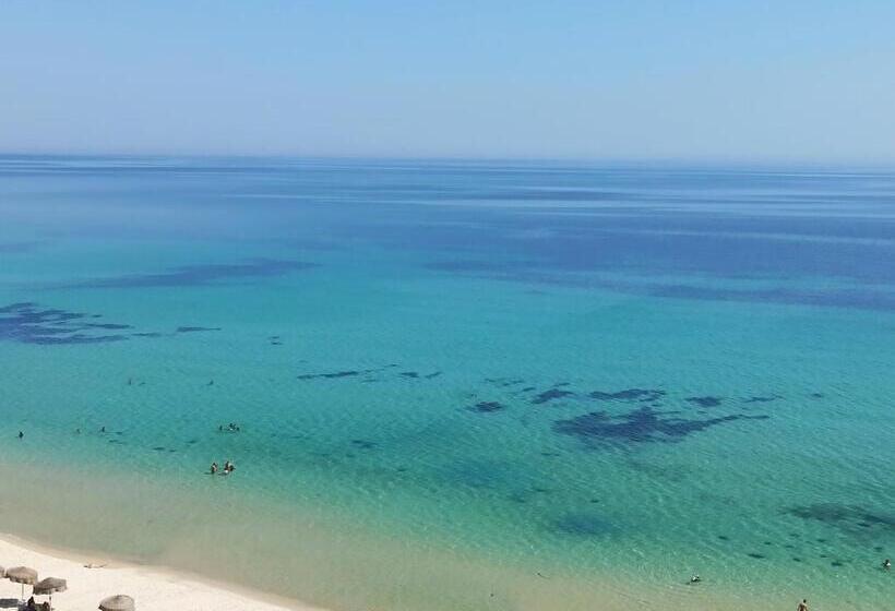 اتاق استاندارد یک نفره, Residence Boujaafar