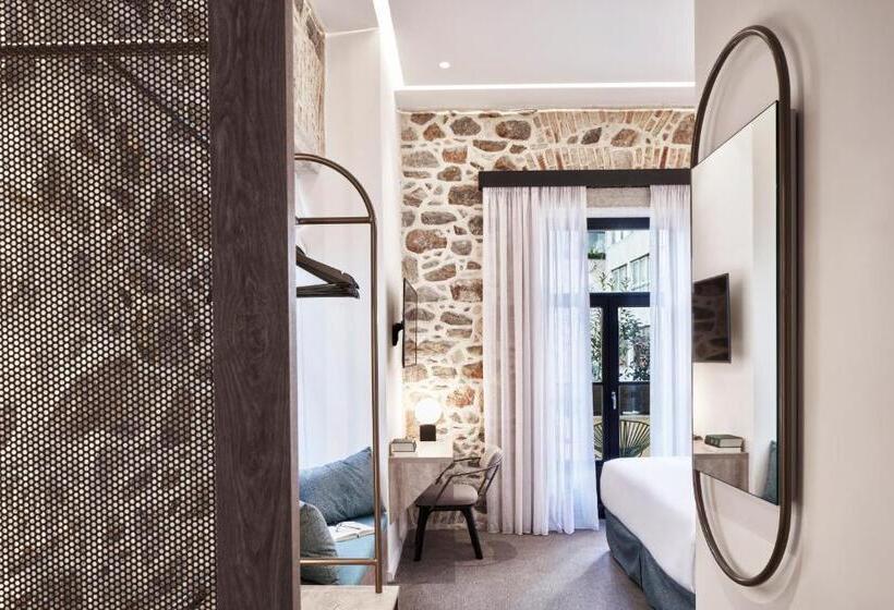 Полулюкс Одноместный с Террасой, Nlh Monastiraki   Neighborhood Lifestyle Hotels