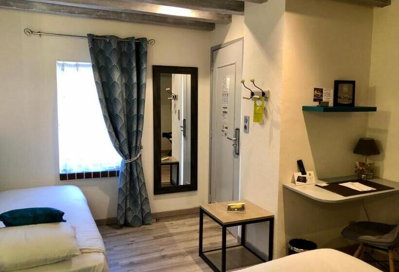 Трехместный Номер Superior, Logis Hotel Oasis