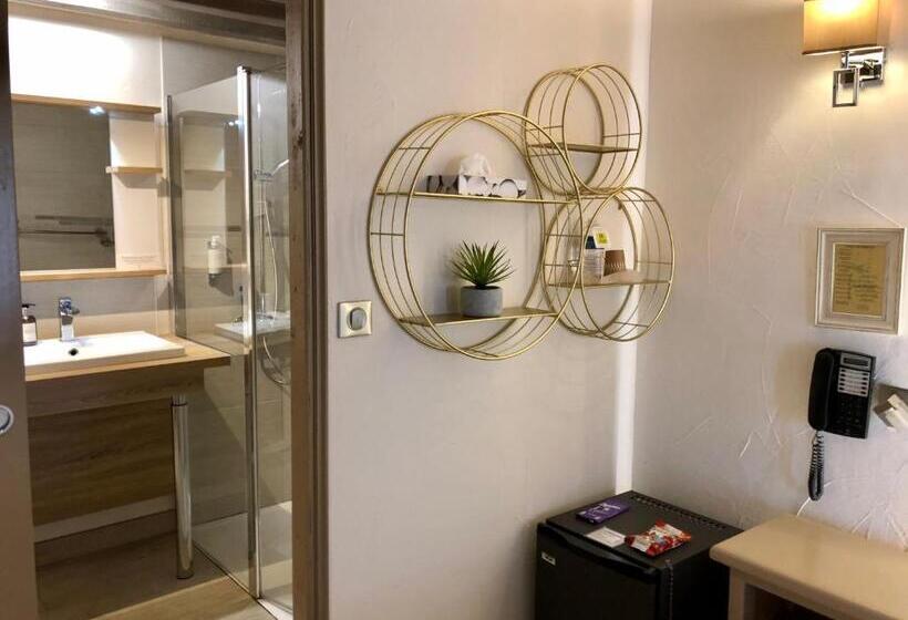 Habitació Triple Superior, Logis Hotel Oasis