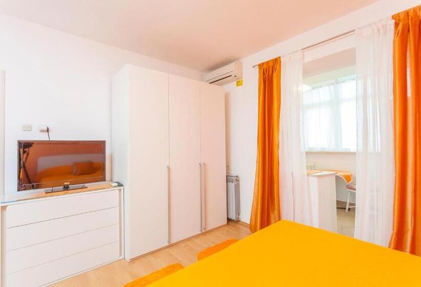 이코노미 룸, Apartments & Rooms Alagic