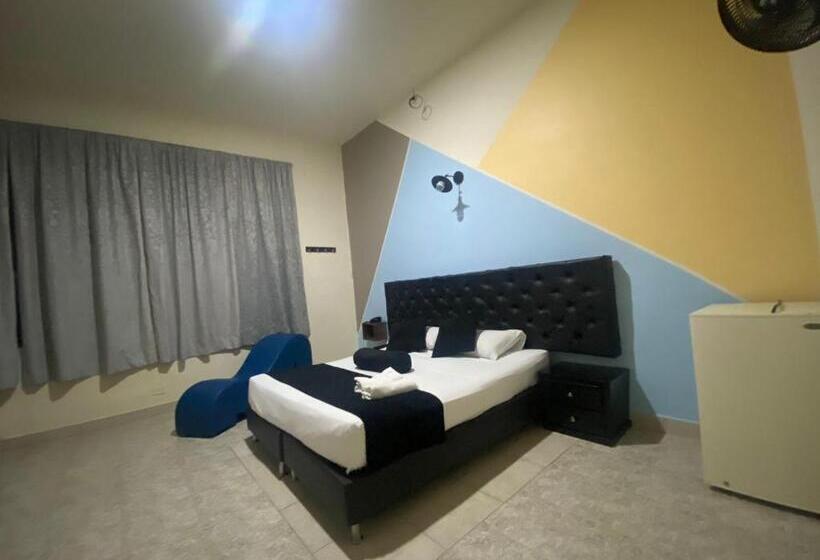 스탠다드 싱글 룸, Calle Real Suite