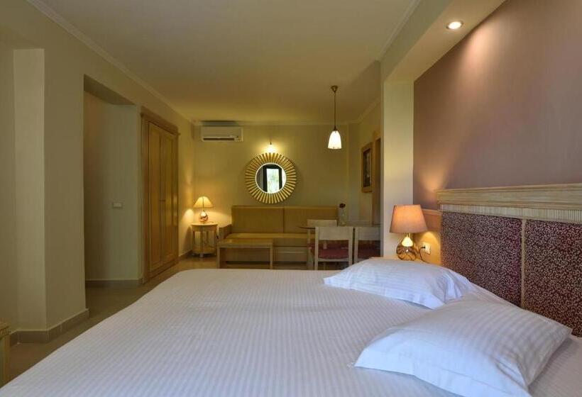 Студио Стандарт Вид на Сад, Okeanis Golden Resort