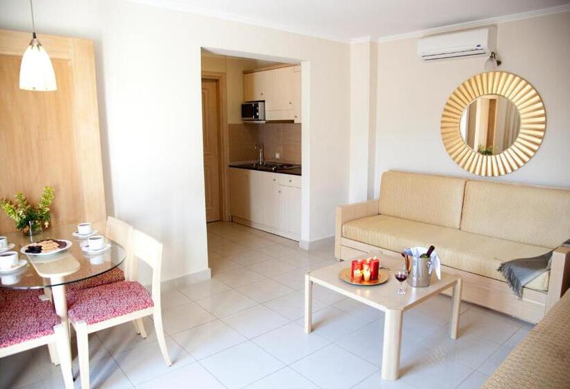 Апартаменты 1 Спальня, Okeanis Golden Resort