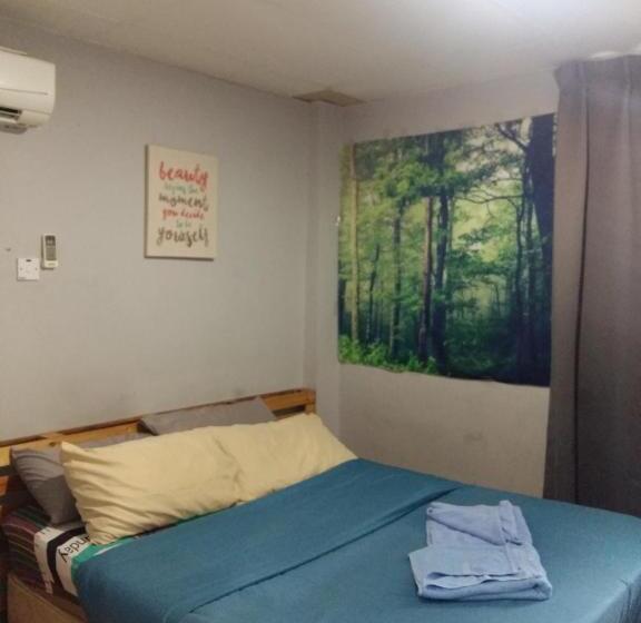 Номер Стандарт, Ranau Backpackers Hostel