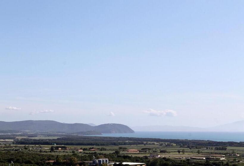 سوییت لوکس, Agriturismo Suite Del Conte