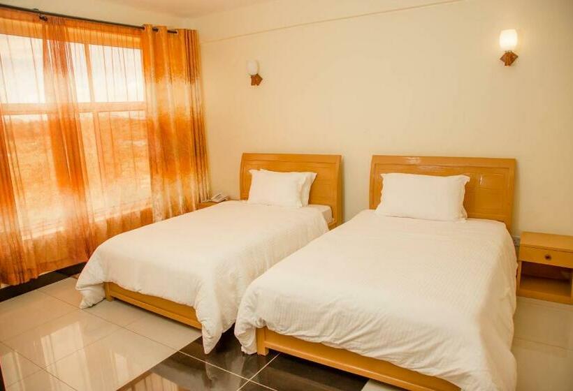 Номер Стандарт Трехместный, A1 Hotel And Resort