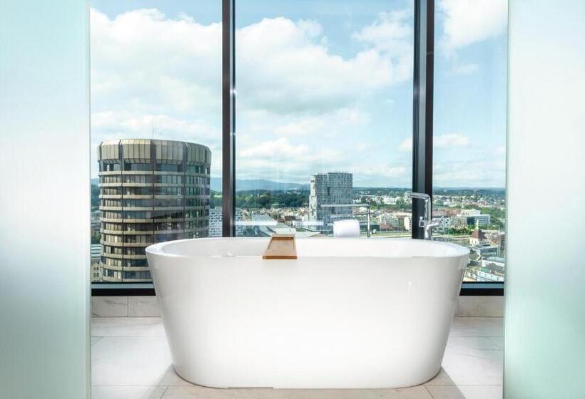 Полулюкс Кровать Кинг, Mövenpick Hotel Basel