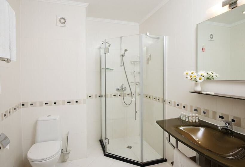 Номер Стандарт с Балконом, Calypso Hotel   All Incluisve
