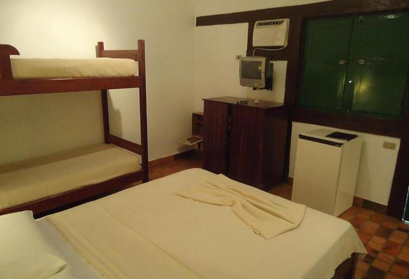Standaard Driepersoonskamer, Barlainn Suites