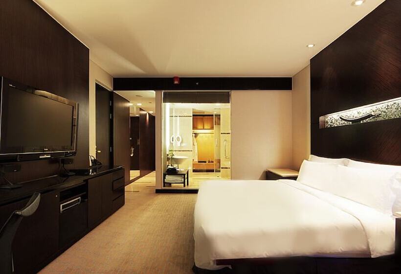 Номер Классика Двуспальная Кровать, Intercontinental Qingdao, An Ihg Hotel   Inside The Olympic Sailing Center