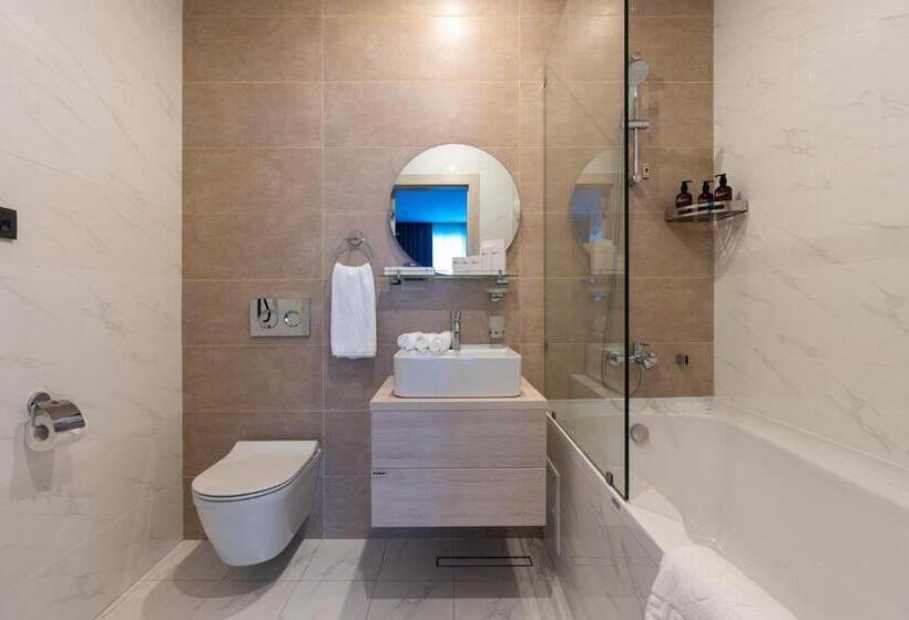 استودیوی استاندارد, Inspiras Tashkent