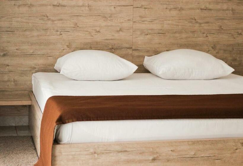 패밀리 룸, Relax Hotel   Restaurant Complex