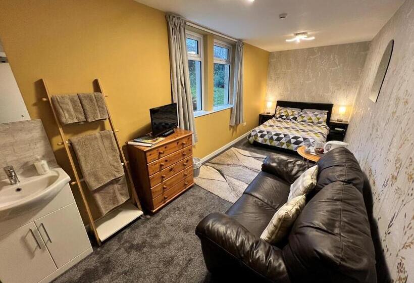 اتاق استاندارد با سرویس بهداشتی مشترک, Rossal House Apartments, Inverness, Highlands