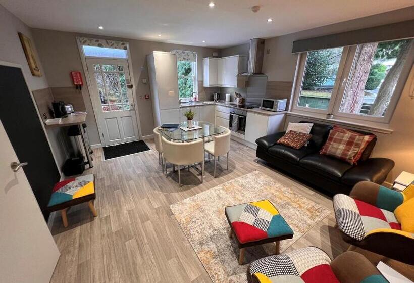 آپارتمان 1 خوابه با چشم‌انداز باغ, Rossal House Apartments, Inverness, Highlands