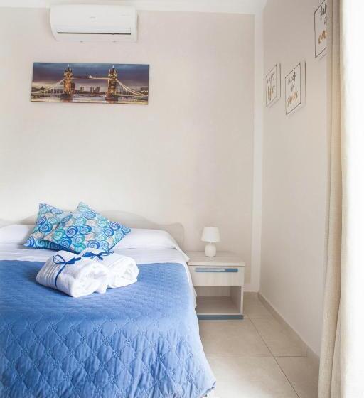 Quarto Triplo Deluxe, B&b Peonies