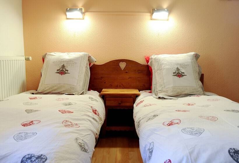 Номер Стандарт, L Auberge Des 3 Ponts