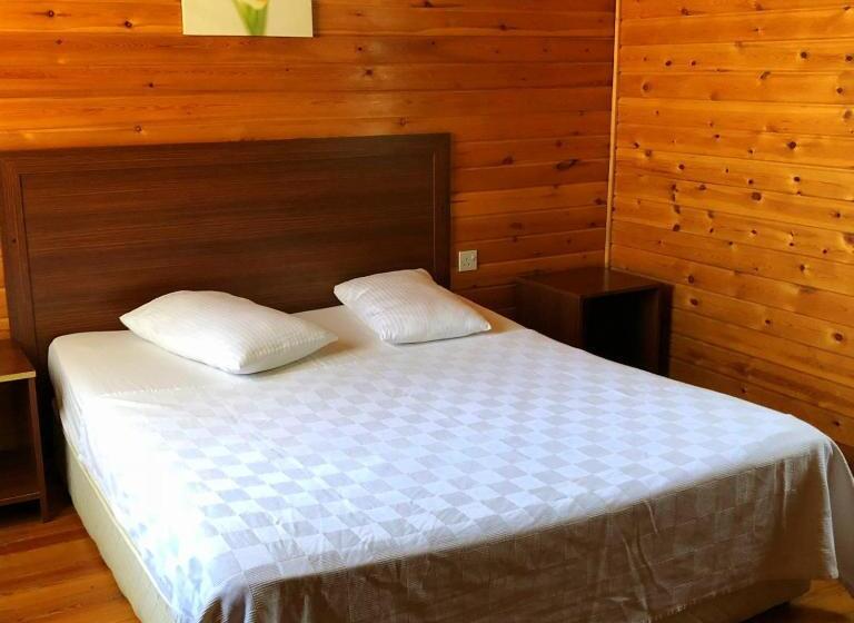 스탠다드 방갈로, Zambak Holiday Village
