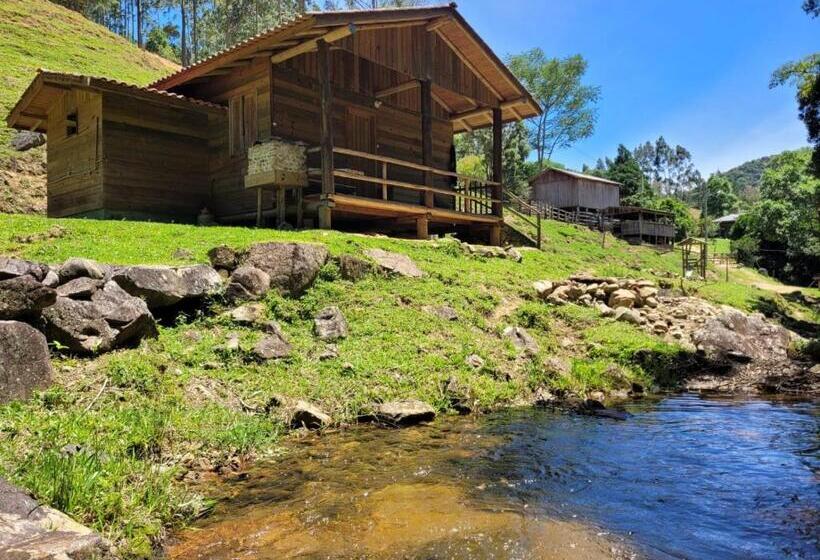패밀리 방갈로, Cabanas Pousada Esmeraldas