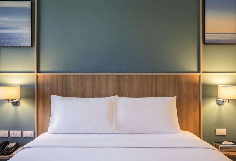 Семейный Номер, Ibis Phuket Patong