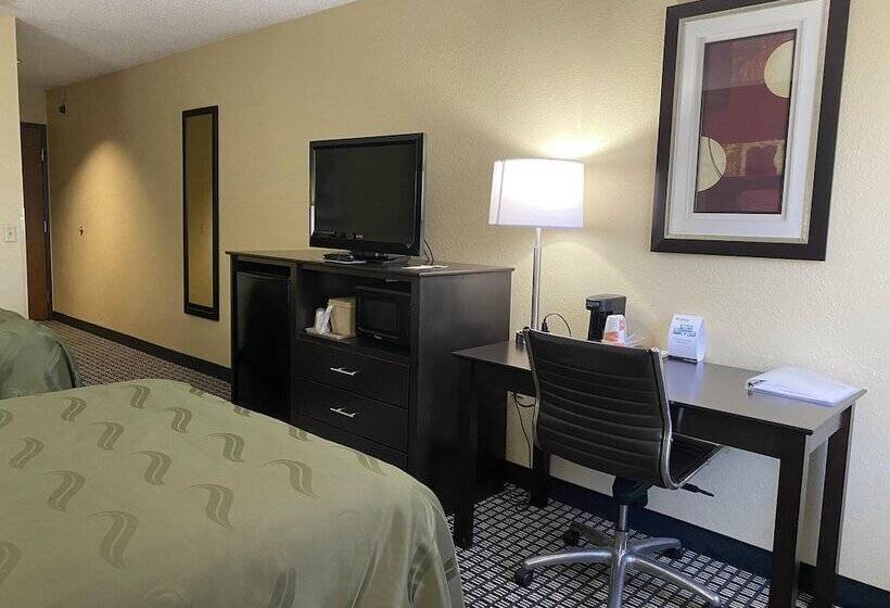 Номер Стандарт 2 Двуспальные Кровати, Americinn By Wyndham Reedsburg