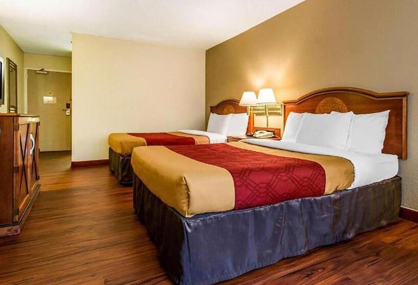 Номер Стандарт, Studios & Suites 4 Less Charlotte