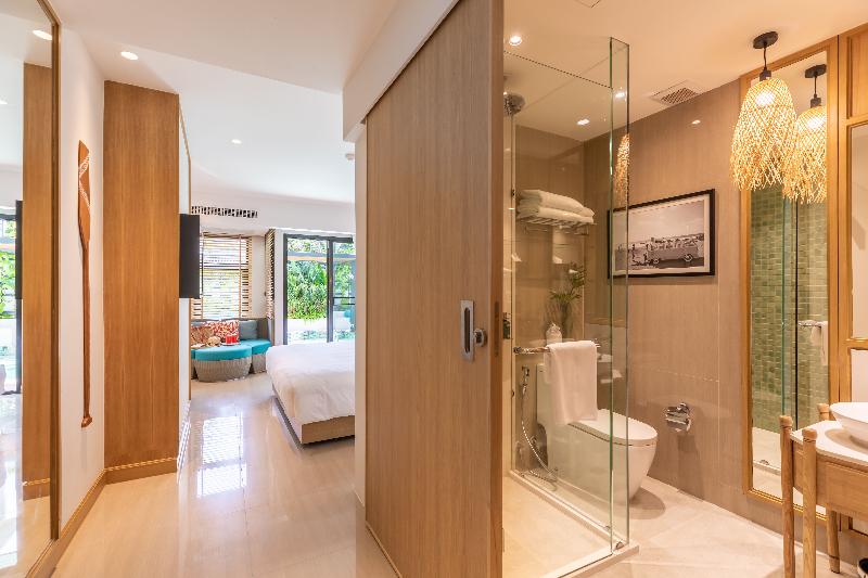 اتاق لوکس, Outrigger Surin Beach Resort Sha Extra Plus