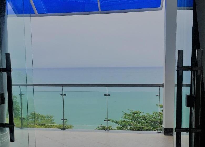 سوییت با چشم‌انداز باغ, Bacolet Beach Club